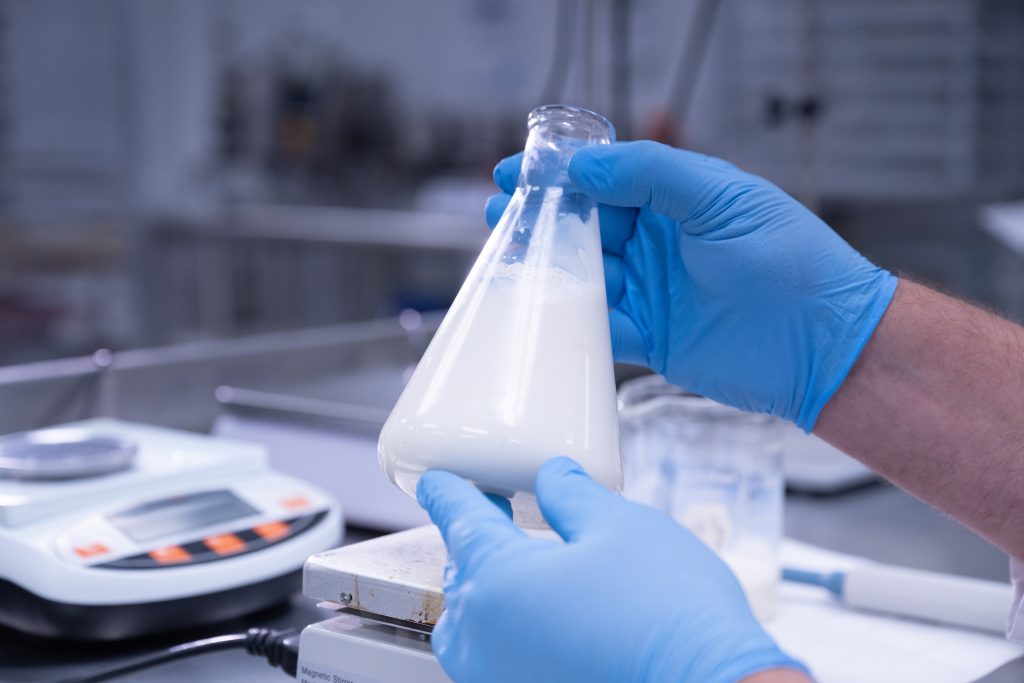 Evaluating THC emulsion samples for beverage stability and consistency